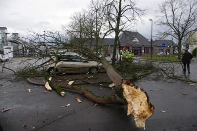 Image d'illustration pour Giboulée, orage, vent et neige à Paris autour de la dépression Jake