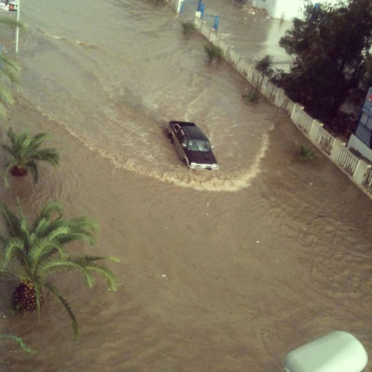 Image d'illustration pour Inondations meurtrières et chutes de neige en Algérie