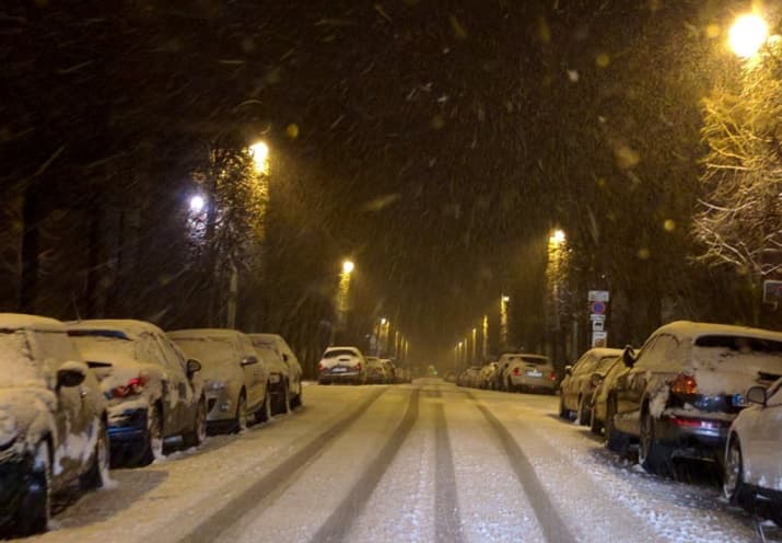 Image d'illustration pour Grêle & neige en plaine à Paris, sur l'Ile de France & le Nord de la France