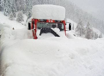 Image d'illustration pour La dépression Zissi provoque tempête, inondations, neige et avalanche