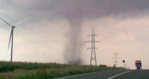 Image d'illustration pour Tornade en Roumanie