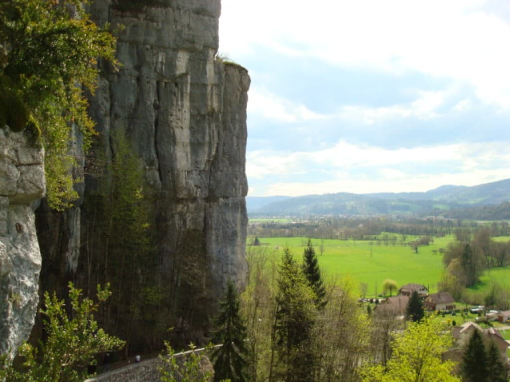 vue sur la vallée depuis la voie Sarde
