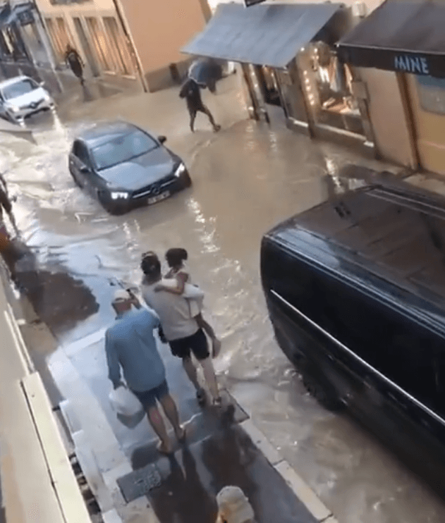 Image d'illustration pour De nombreux orages mettent fin à la canicule