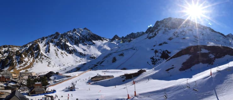 Image d'illustration pour Enneigement en montagne : quelles conditions pour les vacances d'hiver ?